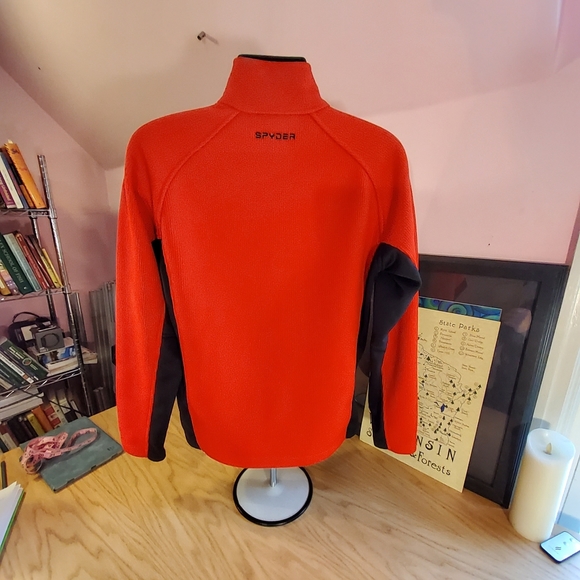 Spyder Core Sweater, Medium - Picture 10 of 10